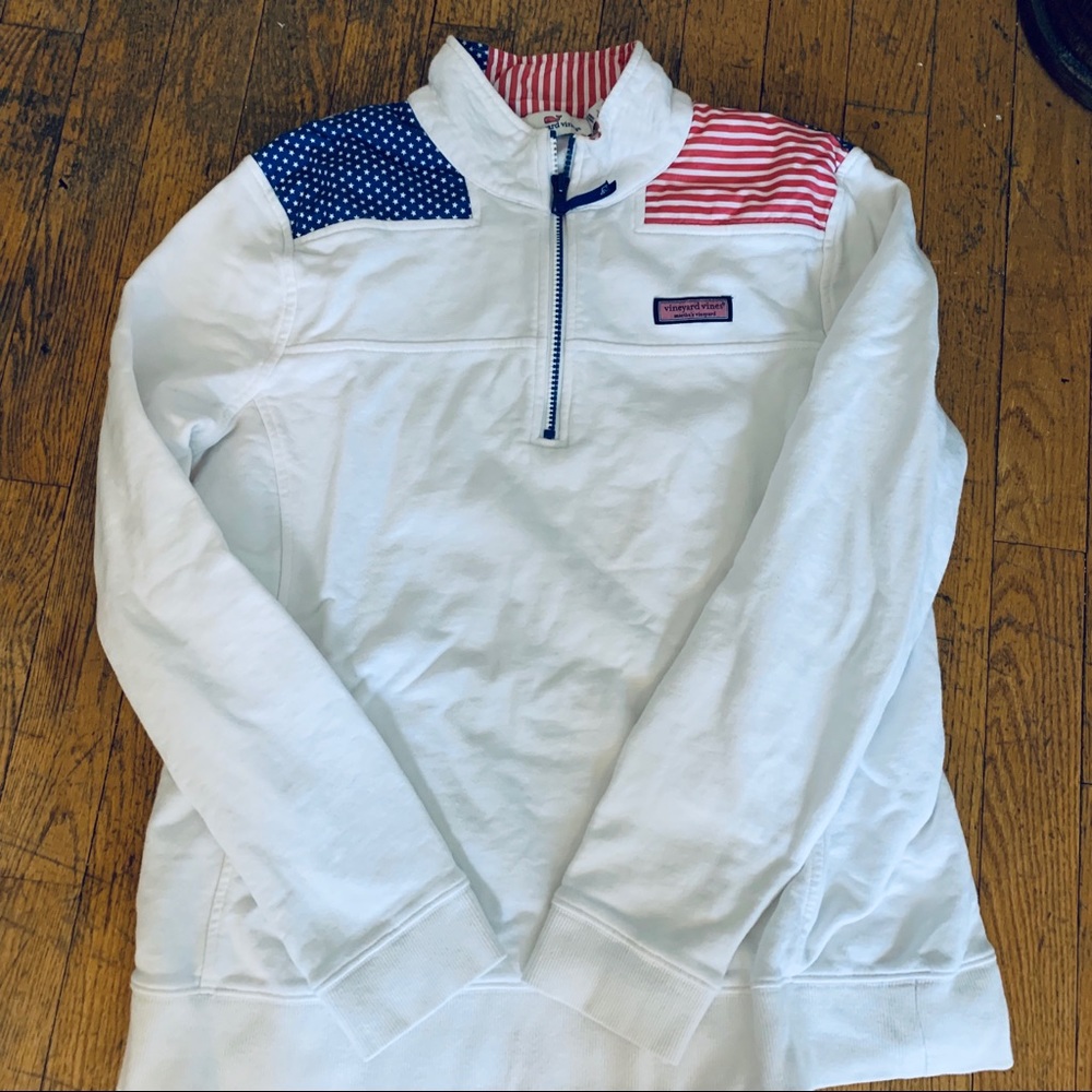 Great condition Vineyard Vines women’s shep shirt